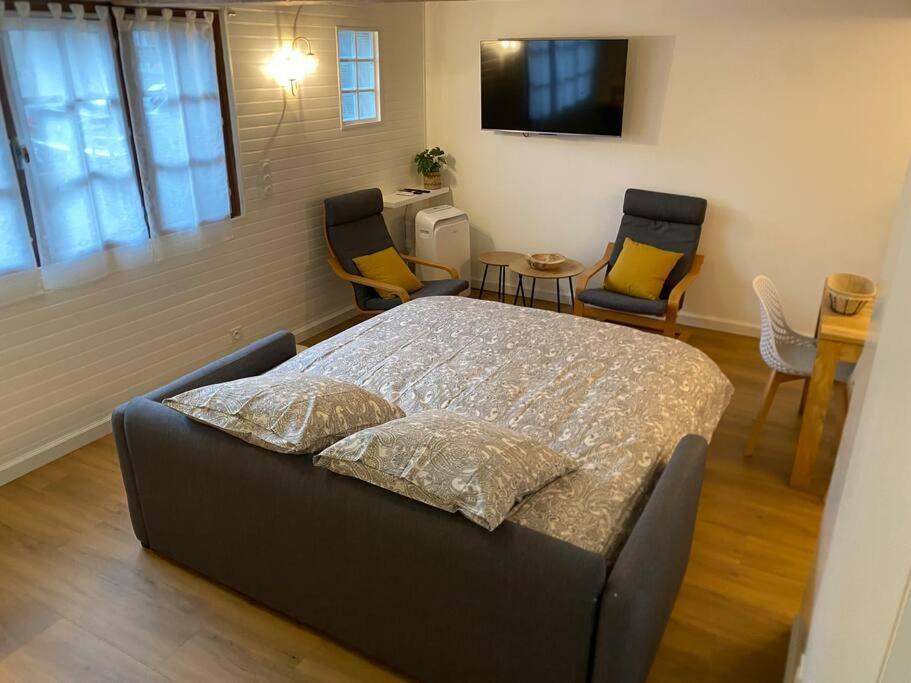 Charmant Appartement - Proche Chateau Cite قرقشونه المظهر الخارجي الصورة